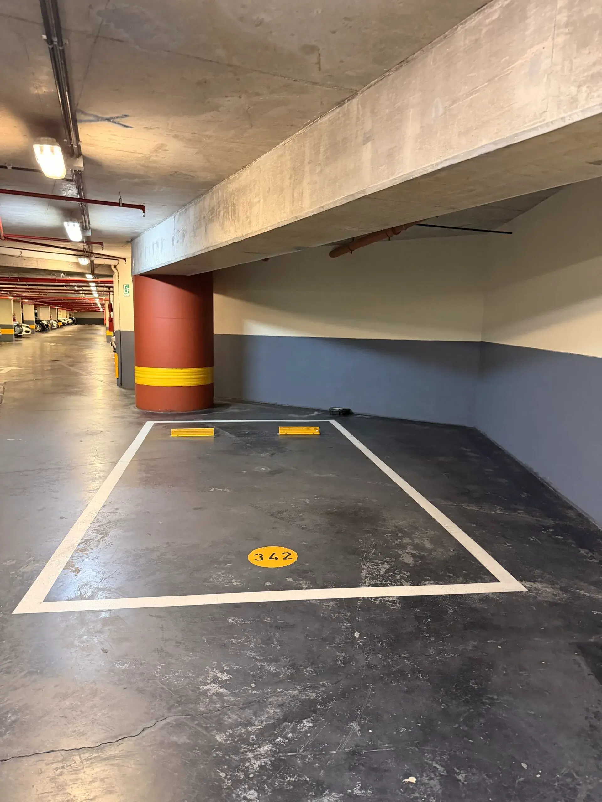 Cocheras propias GPUIG — acceso privado exclusivo